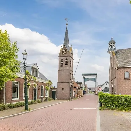 Semesterbostad House 76m2 Garden On The River With Air Conditioning Nieuwerbrug